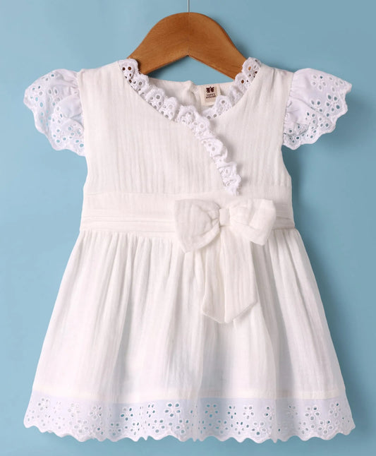 ToffyHouse Frill Sleeves Solid Frock With Bow Applique & Bloomer - Off White