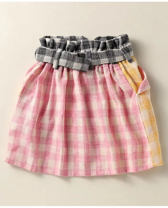 ToffyHouse Knit Half Sleeves Heart Printed Top & Checks Skirt With Waistcoat & Bow Applique - Multicolor