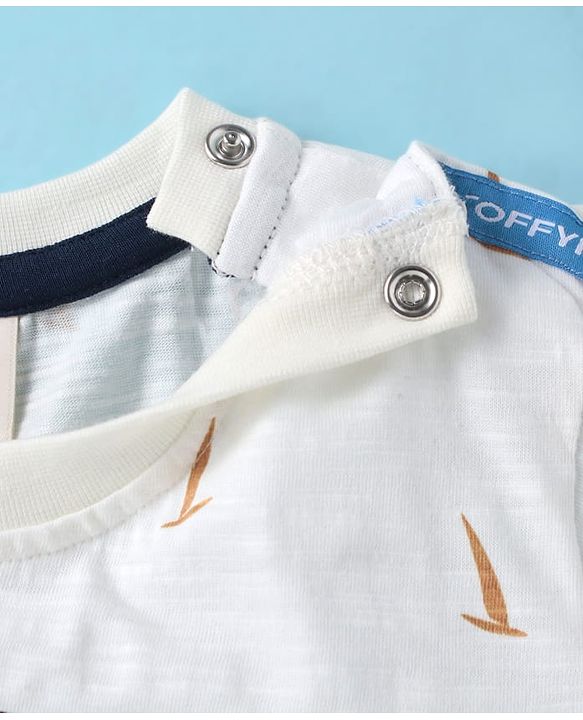 ToffyHouse Half Sleeves T-Shirt & Shorts Set With Boat Print - White & Orange