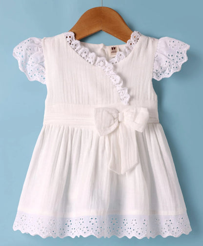 ToffyHouse Frill Sleeves Solid Frock With Bow Applique & Bloomer - Off White