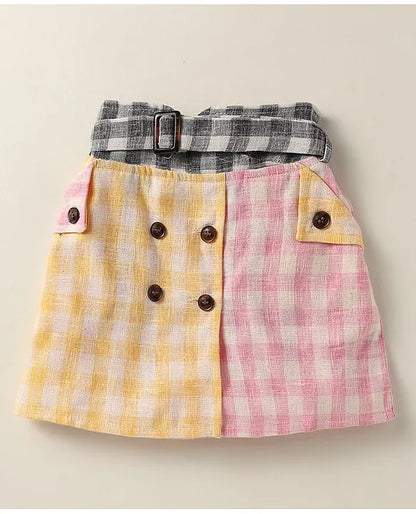 ToffyHouse Knit Half Sleeves Heart Printed Top & Checks Skirt With Waistcoat & Bow Applique - Multicolor