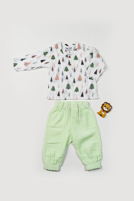 Muslin Casuals KF Christmas Tree with Pastel Green